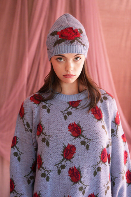 minola knitwear in blue