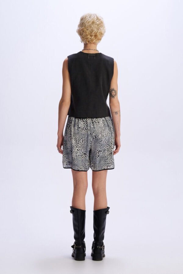 White shorts with leopard/C9 σορτσ - Image 3