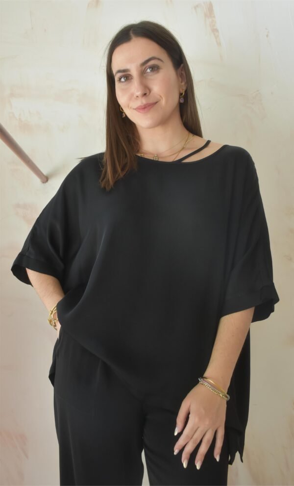 Satin square neck blouse (black)/Athina klo μπλούζα