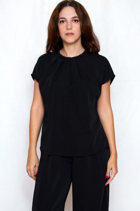 Black pleated top/ckontova μπλούζα