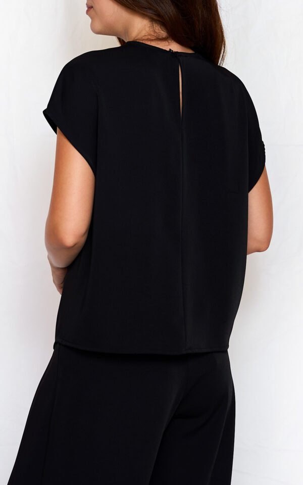 Black pleated top/ckontova μπλούζα - Image 4