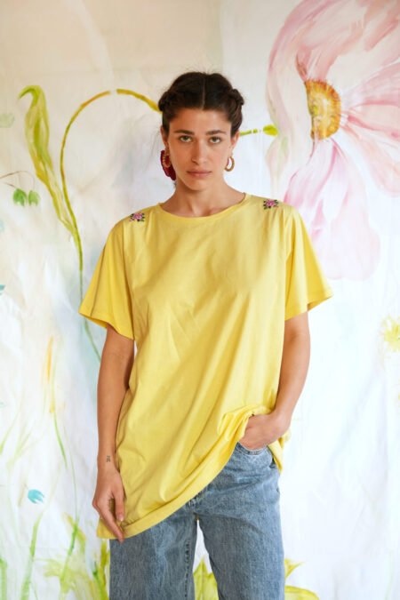 Odette t-shirt in yellow/Madame Shoushou t-shirt